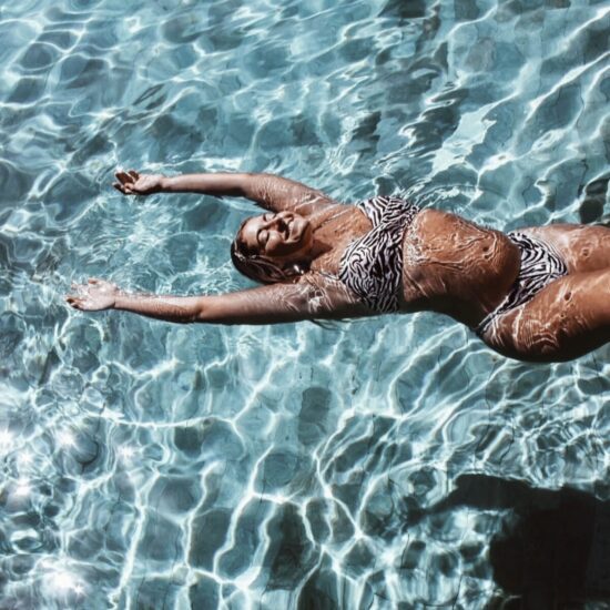 Ibiza bikini zwembad