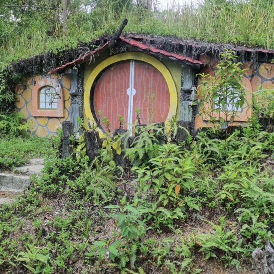 hobbit huis ambon