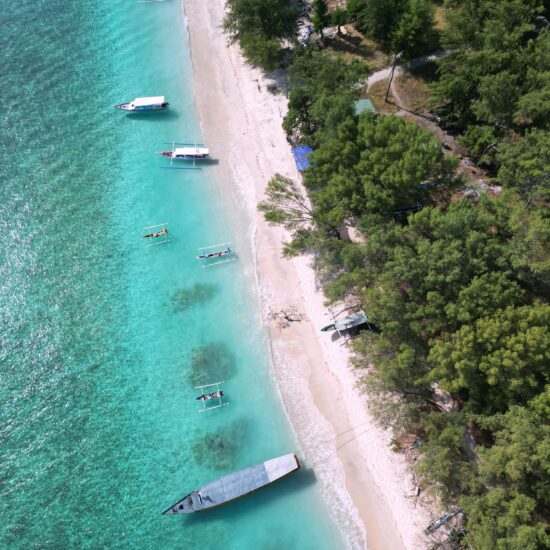 strand drone gili meno